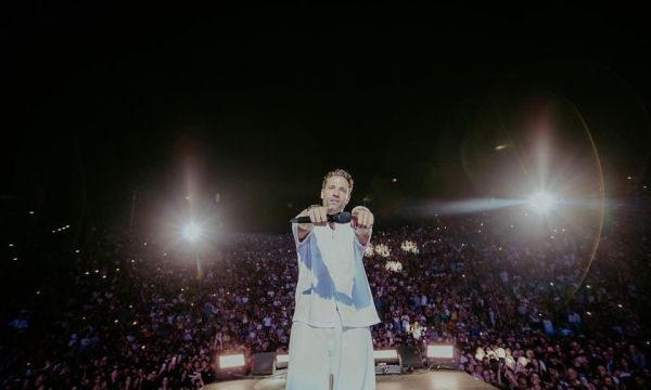 Ο Αργυρός «κατακτά» την Αμερική και αυτό είναι το κόστος για τη συναυλία του στο Λος Άντζελες