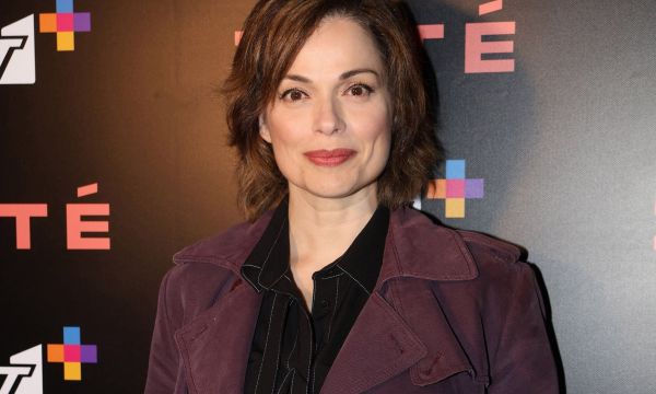 Η Δάφνη Λαμπρόγιαννη έχει την ίδια γνώμη με τον Γιάννη Μπέζο και εξηγεί γιατί δεν είναι είδωλο