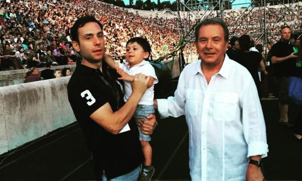 Μιλτιάδης Μητσιάς: Η σπάνια έξοδος με τη σύζυγό του και η δυνατή σχέση του με τον Μανώλη Μητσιά