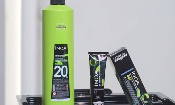 Η επαγγελματική βαφή που άλλαξε τα δεδομένα στο χρώμα των μαλλιών