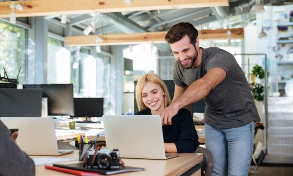 «Τι ζητάνε σήμερα οι Έλληνες από το εργασιακό τους περιβάλλον;»: Έρευνα της MARC