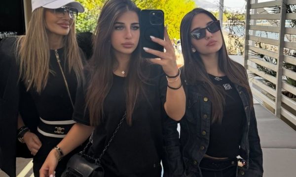 Οι 4 κόρες της Ελένης Πετρουλάκη είναι καλλονές και ακολουθούν τα χνάρια της στη γυμναστική