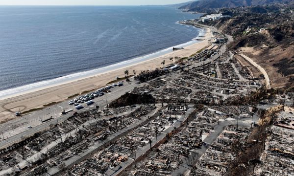 Η Violet Affleck λέει όσα το Hollywood και η Garner φοβούνται να πουν για την κλιματική αλλαγή