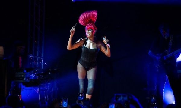 Sani Festival 2025: Η ιέρεια της παγκόσμιας σκηνής Grace Jones μάγεψε το κοινό στον Λόφο της Σάνης