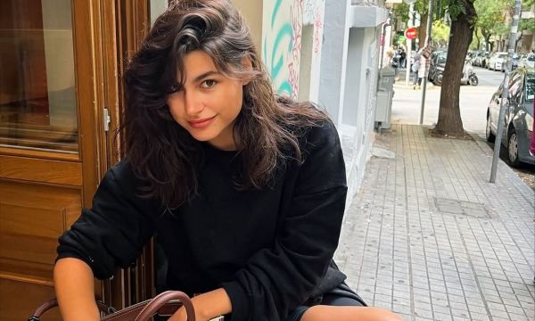 «Θα γίνεις η καλύτερη μανούλα» είπαν στην Δανάη Παππά και η ηθοποιός αλήθεια λάμπει