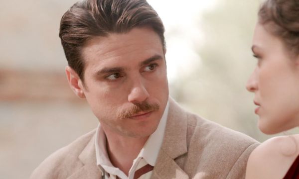 Η εμφάνιση του πατέρα του Άρη στο Grand Hotel προκαλεί ανατροπές: Ποιος ηθοποιός θα τον υποδυθεί