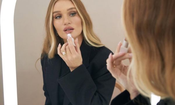 Editor’s Choice: Tα must-have beauty items που αξίζει να αγοράσεις -Από τη Mascara στο Lip Gloss