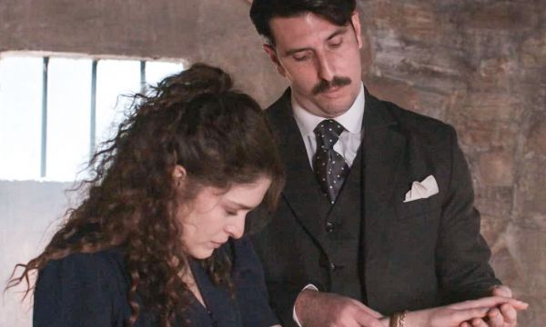 Μία ακόμη σκηνή βίας στο Grand Hotel προκάλεσε αντιδράσεις όπως και ο «αόρατος» Κουκουράκης