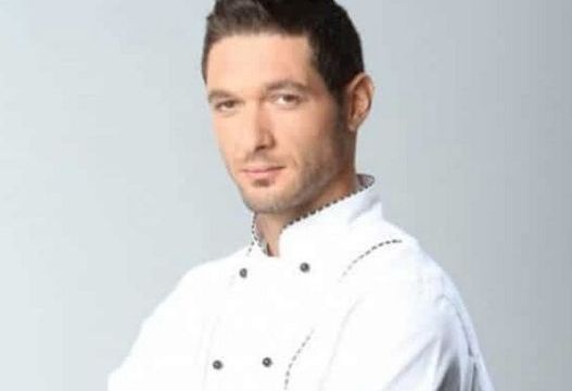 Πάνος Ιωαννίδης: Ο τρόπος που έχασε 14 κιλά και τα Χριστούγεννα με τον γιο και τη σύζυγό του