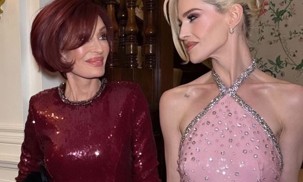 Η 1η δημόσια εμφάνιση των Sharon και Kelly Osbourne μετά την απώλεια του Ozzy προκάλεσε ανησυχίες