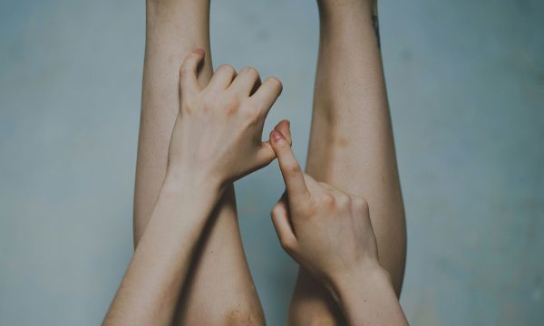 Tι είναι η «συνειδητή εμπειρία» και πώς το σώμα μας μπορεί να αποτελέσει βασικό μέρος της;