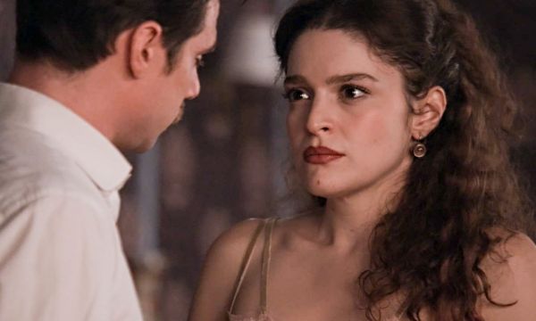 Το μοιραίο λάθος στη σύλληψη της Αλίκης στο Grand Hotel και η πραγματική δολοφόνος του Ρήγα