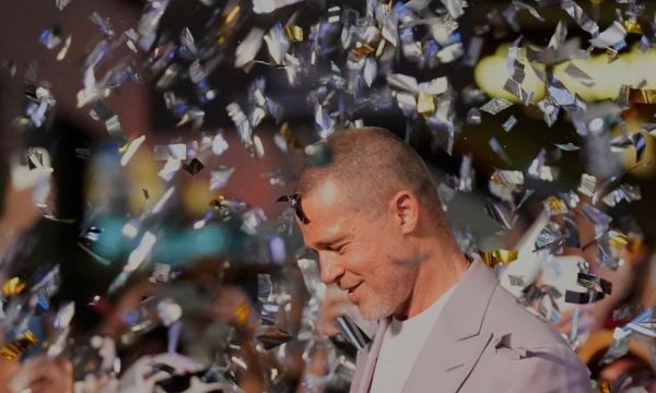 O Brad Pitt γίνεται 62 αλλά διαθέτει το Benjamin Button effect και εμφανισιακά και επαγγελματικά