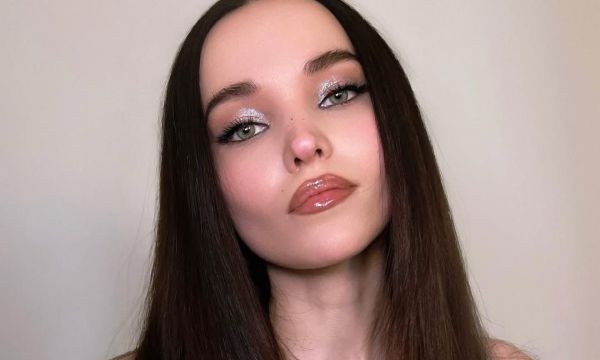 Σκιές με glitter: Δες πώς με ένα μόνο προϊόν μπορείς να πετύχεις το απόλυτο festive makeup look