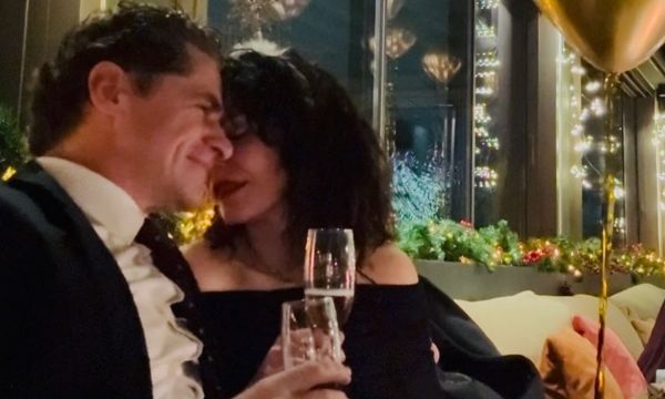 Μαριλίτα Λαμπροπούλου και Δημήτρης Λάλος υποδέχτηκαν το 2026 χορεύοντας Βίσση και όλοι είπαν το ίδιο