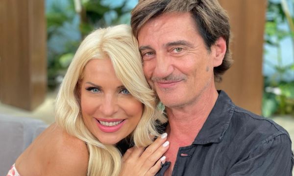 Τελικά ποιους ακολουθεί η Ελένη Μενεγάκη στο Instagram; Το unfollow στον Κουτσογιαννόπουλο και οι 41