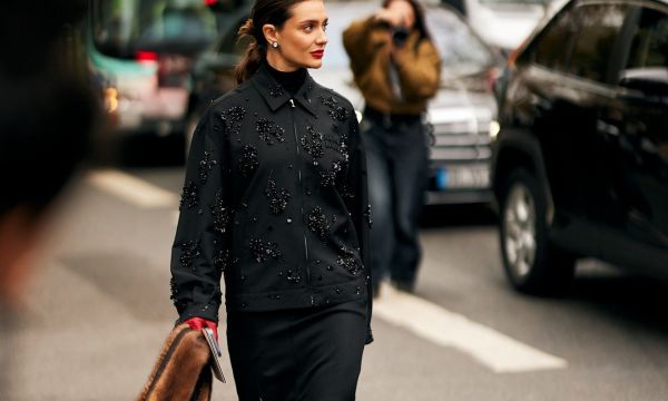 Τι αξίζει να αγοράσεις στις εκπτώσεις;  Έξυπνες αγορές για στυλ που αντέχει στον χρόνο