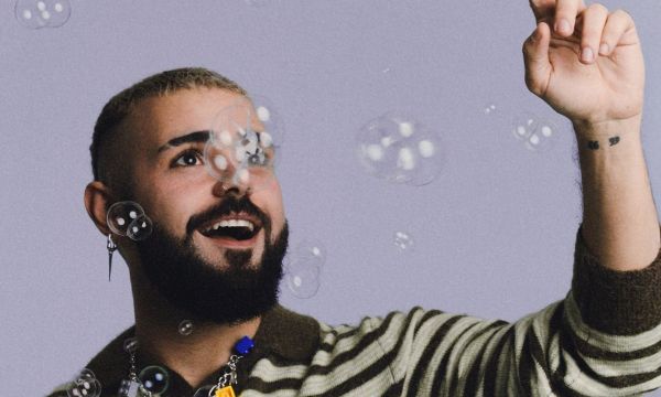 Την άγνωστη ιστορία του Akyla αποκάλυψε ο περήφανος πατέρας του, ενώ ο γιος του σαρώνει με το Ferto