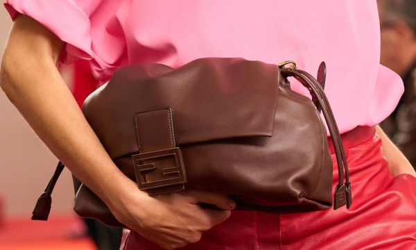 Οι κορυφαίες τάσεις του 2026 στις τσάντες που θα καθορίσουν τη νέα σεζόν