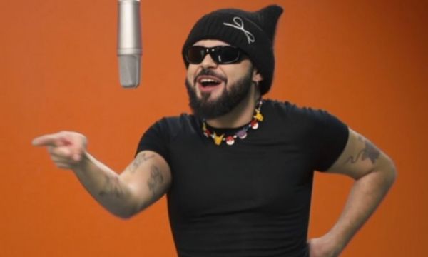 Ο Ακύλας λέει «Ferto» και η Ευρώπη λέει «Πάρ' το»: Οι επικές αντιδράσεις στα social media από ξένους