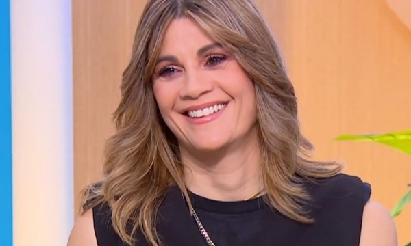 Άννα Μαρία Παπαχαραλάμπους: Τι είναι η αγκυλοποιητική σπονδυλοαρθρίτιδα από την οποία νοσεί