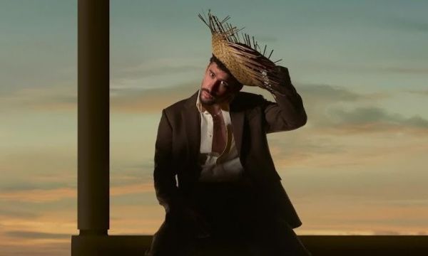 Super Bowl 2026: Ο απόλυτος οδηγός για το show, που μαζί με τον «Benito», θα μας κρατήσει ξάγρυπνους