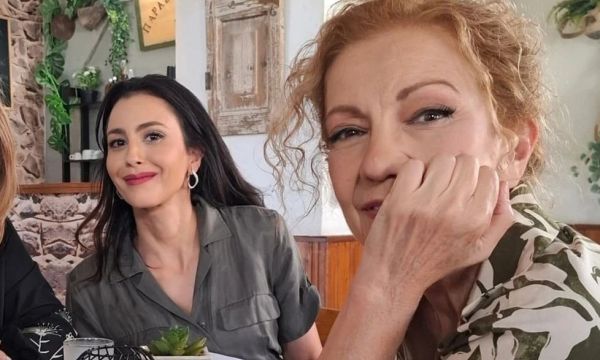 Η Πέμη Ζούνη χάνει τα πάντα στη Γη της ελιάς: Πώς ανακαλύπτει πως τα παιδιά της είναι δολοφόνοι