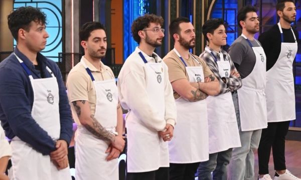 Η ξαφνική καθαίρεση αρχηγού πριν την ομαδική στο MasterChef και η επιστροφή του Τζον Λεβί Ριανό