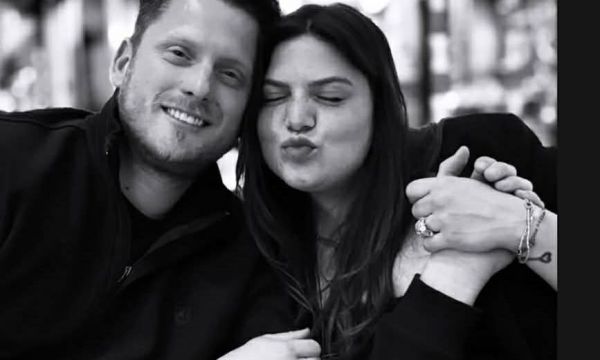 Η αποκάλυψη (;) της Δανάης Μπάρκα για τη συγκατοίκηση με τον Φάνη Μπότση και η νέα κοινή φωτογραφία