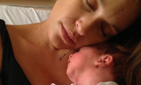 Με αφορμή την Καινούργιου, η Χρηστίδου είπε για τη μητρότητα αυτά που περάσαμε όλες οι μαμάδες