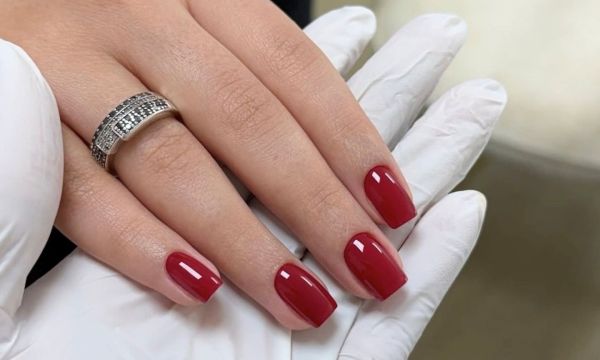 9+1 σχέδια για τετράγωνα νύχια για την άνοιξη του 2026: κομψά, εκλεπτυσμένα και πολύ εντυπωσιακά