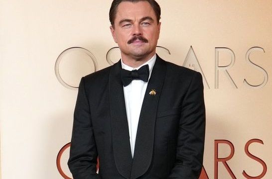 Ποιο Oscar; Εδώ ο DiCaprio έκανε την 1η επίσημη δημόσια εμφάνιση με την 27χρονη Vittoria Ceretti