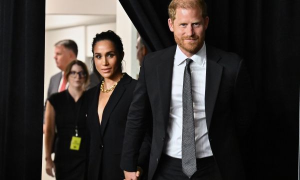 Αυτό ειναι το πραγματικά μικρό σπίτι που ζούσε ο πρίγκιπας Harry με την Meghan Markle για 2 χρόνια