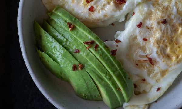 Οι επιστήμονες συμφωνούν: «Η διαλειμματική νηστεία έχει παρόμοια οφέλη με τις παραδοσιακές δίαιτες»