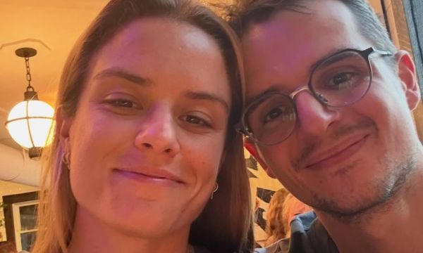 To «για πάντα μου» έγραψε η Σάκκαρη για τον Μητσοτάκη και η νέα φωτογραφία τους έδειχνε ακριβώς αυτό