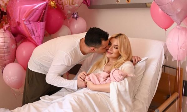 Στο 1ο ποστ με την Ξένια της η KatKen έστειλε ένα μήνυμα σε όλες τις γυναίκες: Η συνομιλία με Λιάγκα