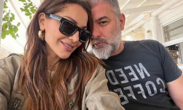 Βανδή – Μπισμπίκης: Το πασχαλινό άλμπουμ από την Κρήτη και το τρυφερό «παράπονο» της Μελίνας