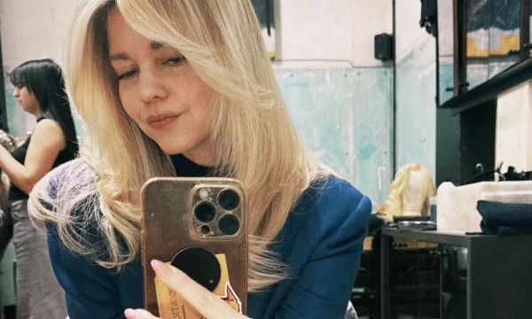 Η Λίλα Μπακλέση είναι έγκυος και ο τρόπος που το αποκάλυψε μάς θύμισε την Έλλη από το «Ταμάμ»