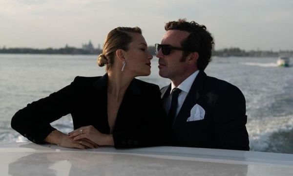 Στις φήμες για το διαζύγιο με τον Ηλία Κρασσά, ένα πράγμα αγχώνει την Βίκυ Καγιά