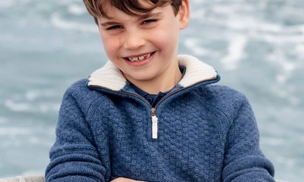 «Τα 8 είναι υπέροχα»: Ο Πρίγκιπας Louis έχει γενέθλια και μάς χάρισε το πιο αυθόρμητο βίντεο