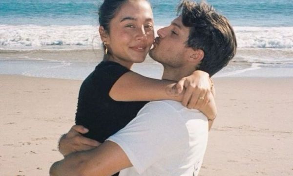 Τέλος στη μοναξιά: 3 ζώδια αλλάζουν σελίδα στην προσωπική τους ζωή από την όψη Αφροδίτης-Πλούτωνα