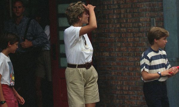 Η Diana έγραψε ένα ανατριχιαστικό γράμμα στον John F. Kennedy Jr. για τους παπαράτσι πριν πεθάνει