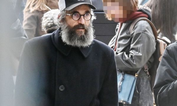 Τα πρώτα γυρίσματα του Άρη Σερβετάλη για τον «Άγιο Ιωσήφ τον Ησυχαστή» στο Άγιο Όρος