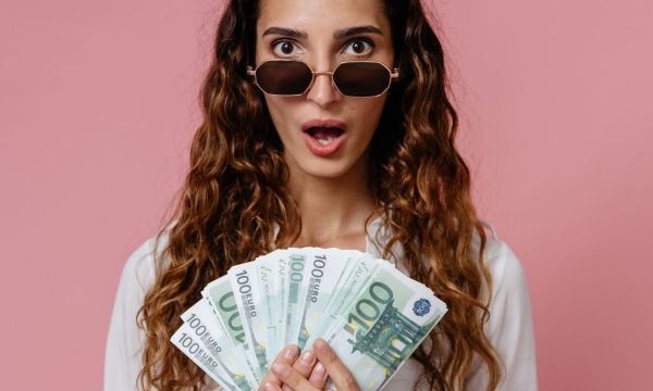 4 ζώδια μπαίνουν σε μια νέα, χρυσή εποχή οικονομικής αφθονίας