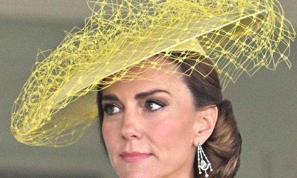 Η Kate Middleton επέστρεψε με ένα σινιόν που θυμίζει cinnamon roll