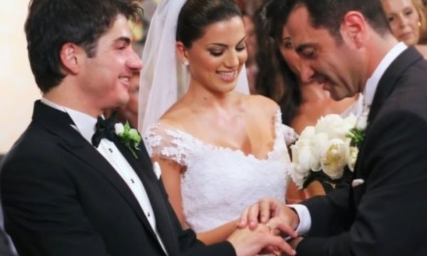 «Στα εύκολα και στα δύσκολα» η Σταματίνα Τσιμτσιλή γιορτάζει 15 χρόνια μαζί με τον Θέμη Σοφό