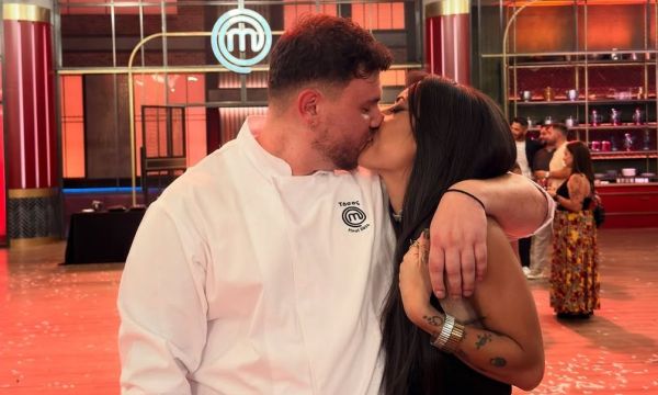Ο έρωτας που γεννήθηκε στο MasterChef 10 για τον Τάσο και τη Μενεξιά και το πολύτιμο φυλαχτό