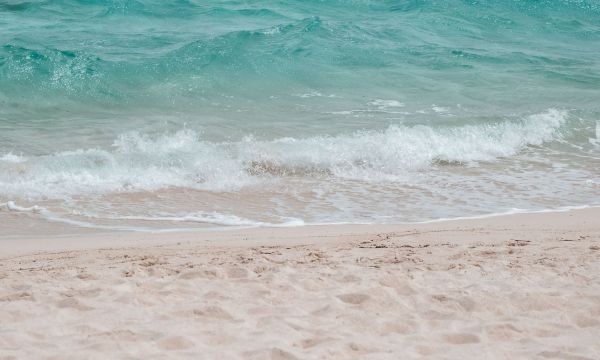 Αυτές είναι οι ελληνικές παραλίες με τα πιο καθαρά νερά για το 2026 -Και φέτος στη 2η θέση παγκόσμια