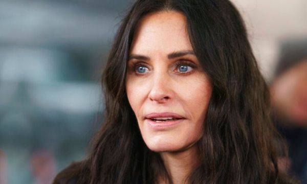 Η Courteney Cox έκανε πραγματικότητα ένα όνειρο ζωής και η Jennifer Aniston είναι υπερήφανη