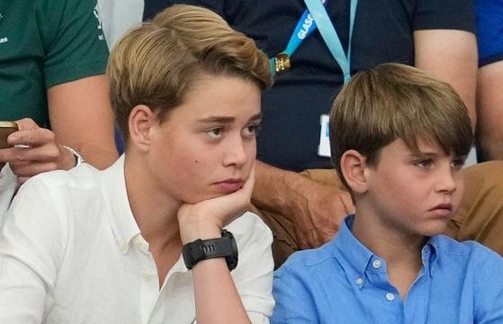 Ο πρίγκιπας George είναι πια έφηβος και ο William παραδέχεται αυτό που συμβαίνει σε κάθε οικογένεια